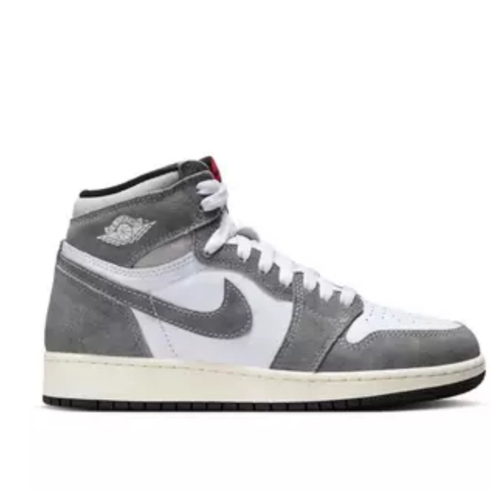 they are jordan 1s